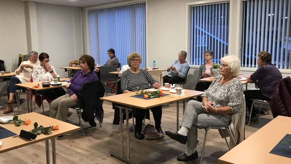 15 av medlemane hadde ei koseleg kveldsstund. 15 av medlemane hadde ei koseleg kveldsstund.