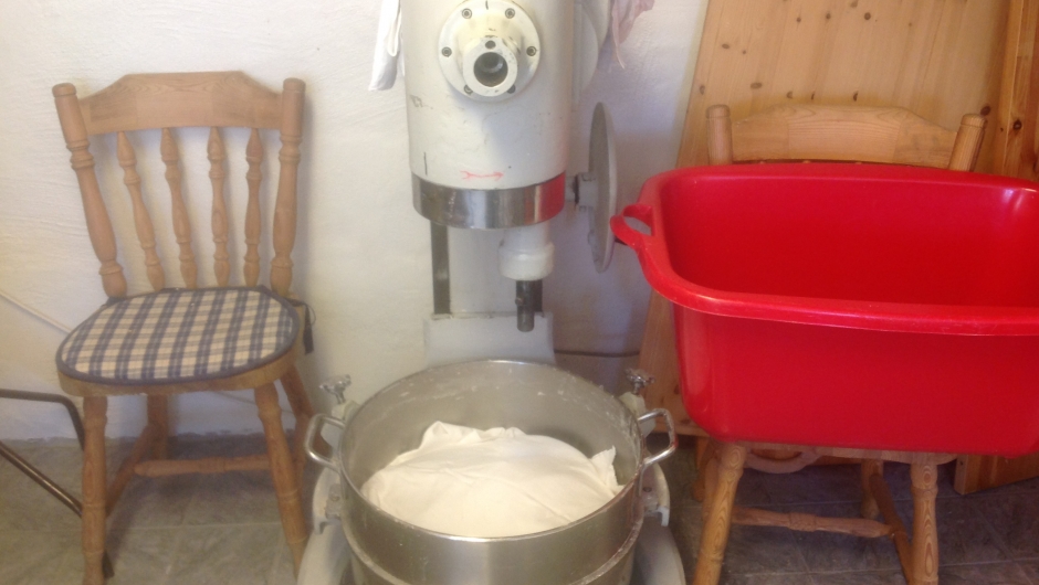 Eltemaskin gjør den tyngste jobben