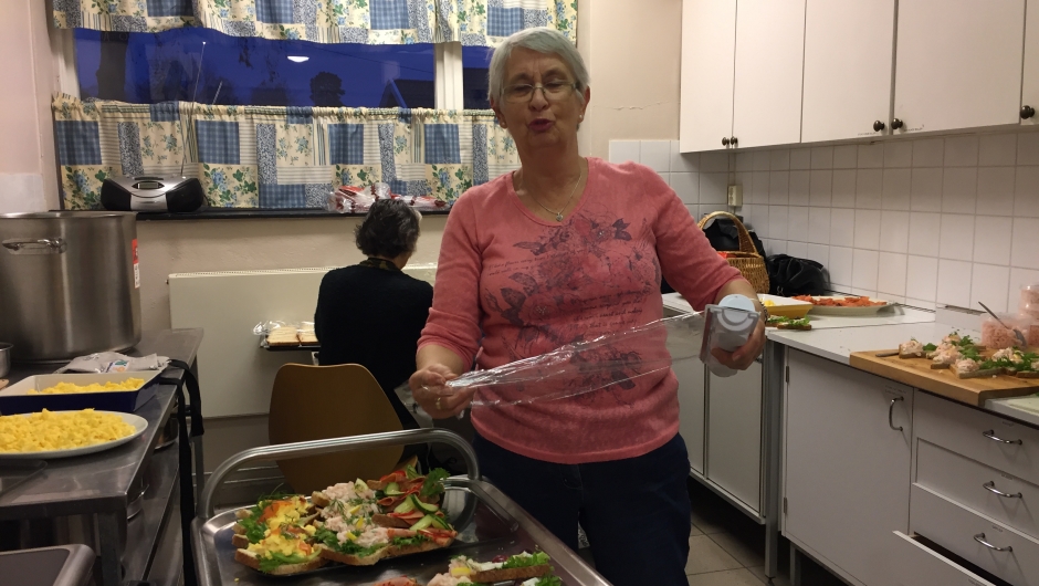 400 snitter ble laget av styret i Kråkstad Bygdekvinnelag