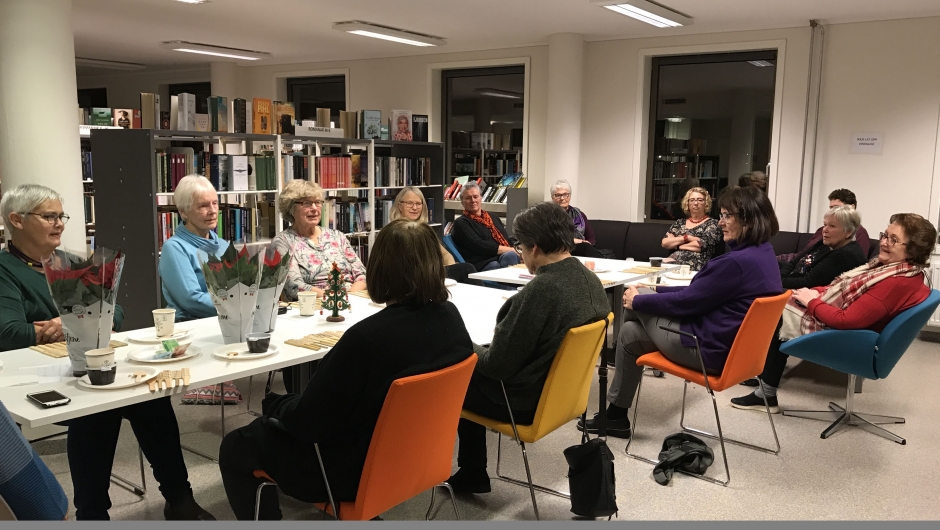 Mange fine dikt og forteljingar vart delte. Mange fine dikt og forteljingar vart delte.