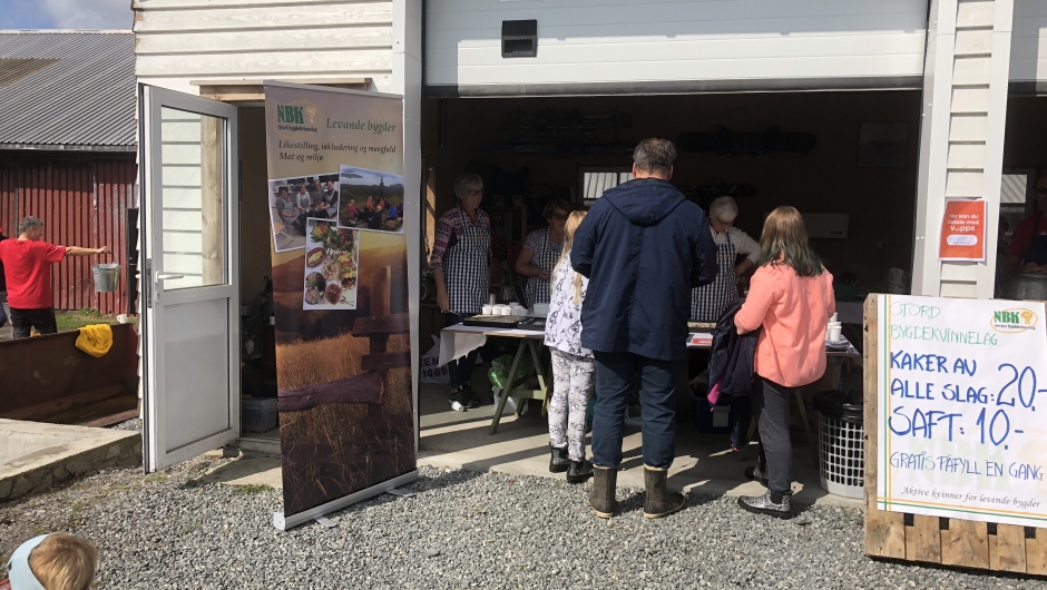 Kafè i garasjen Kafe`