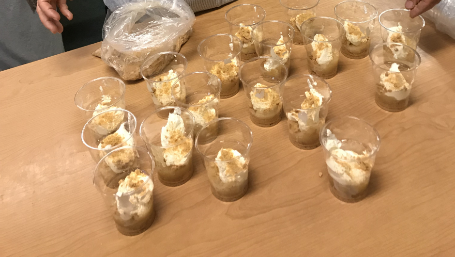 Her blir det Tilslørte Bondepiker