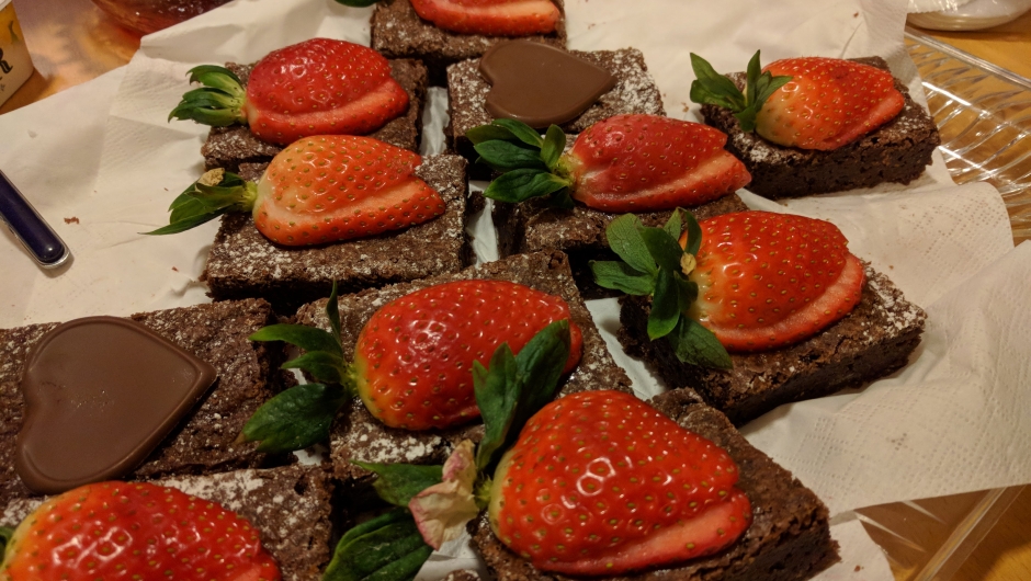 Vertinnene hadde disket opp i Sanitetsrommet der kafeteriaen var åpen hele kvelden