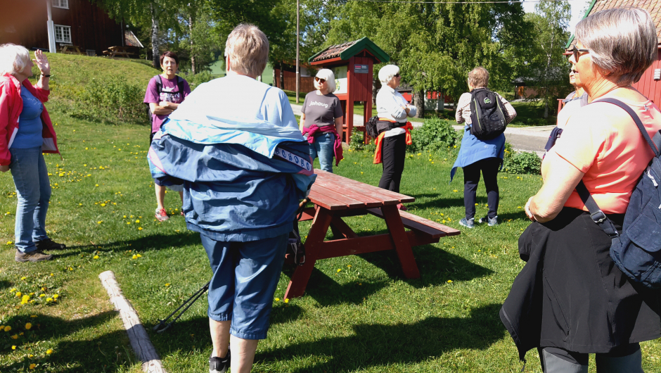 Kari Jemtland Moen gir oss historie om Eiktunet. Kari Jemtland Moen gir oss historie om Eiktunet.