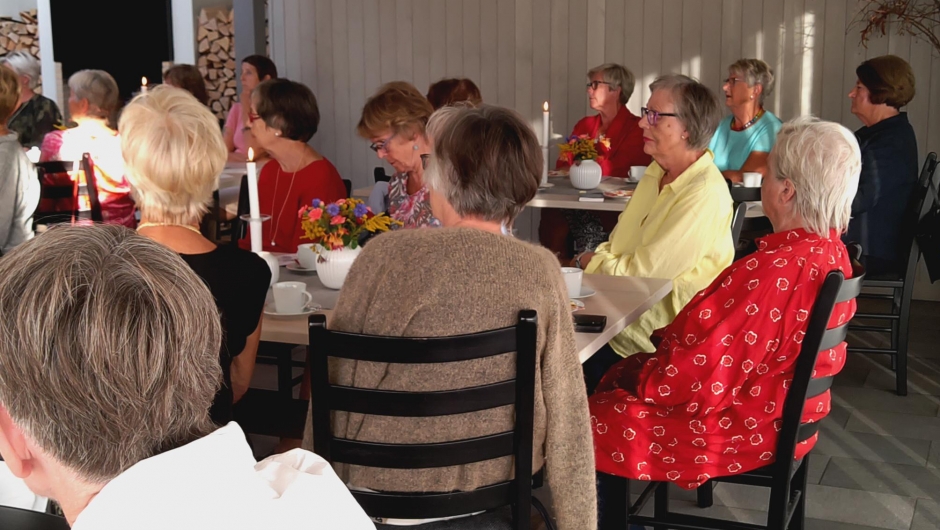 Engasjerte bygdekvinner i Vardal bk Engasjerte bygdekvinner