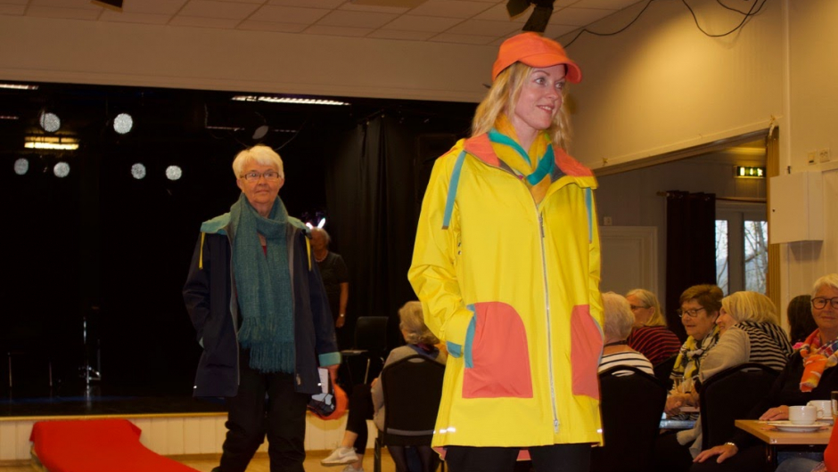 Regntøy er alltid aktuell vårmote Regntøy er alltid aktuell vårmote