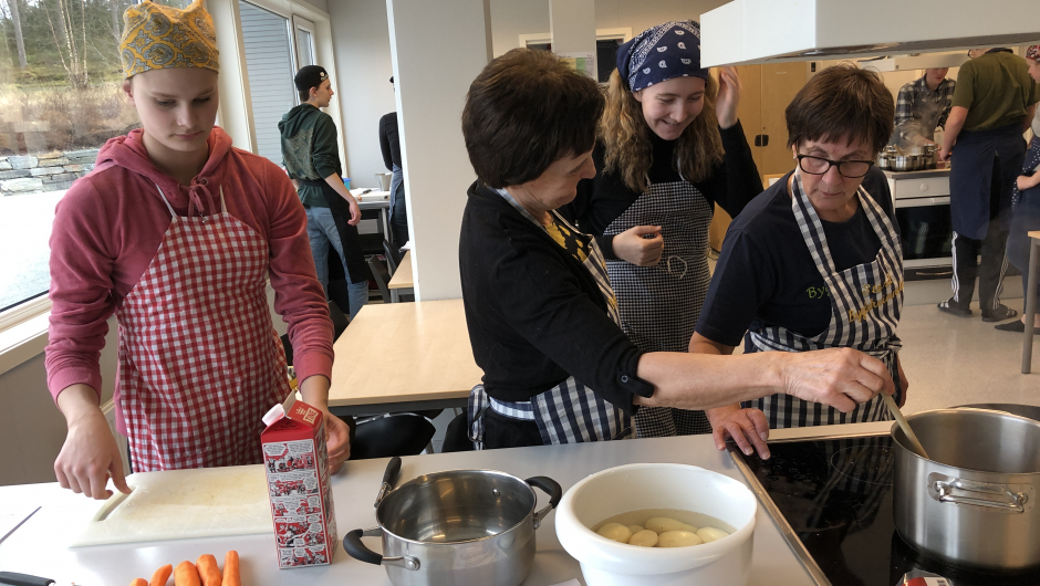 Gulrøtter og poteter er klar Gulrøtter og poteter er klar