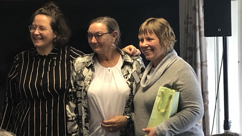 og ble behørig takket for innsatsen og ble behørig takket for innsatsen