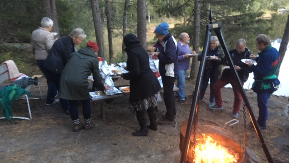 Bålpanne er kjekt å ha
