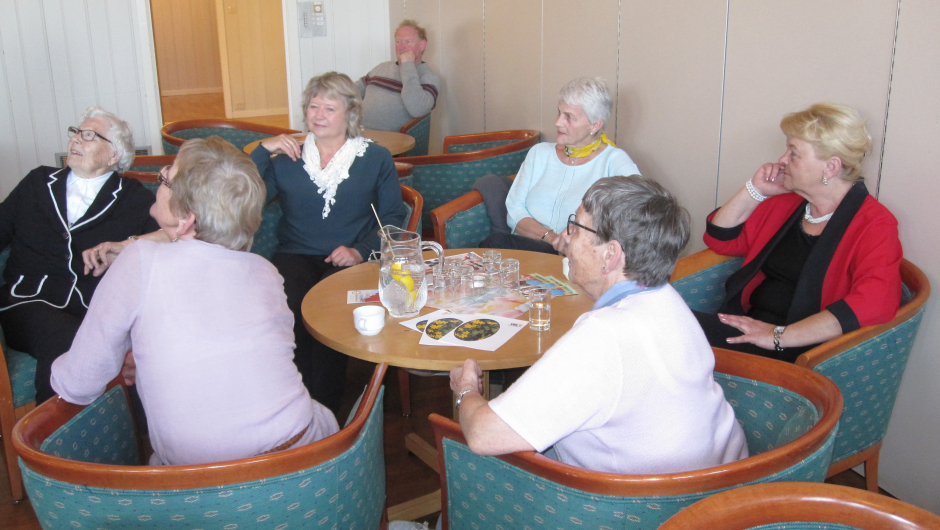 Bare en mann viste interesse for temaet