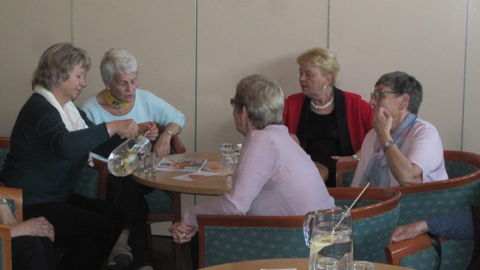 Diskusjonen gikk livlig i kaffepausen