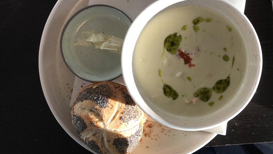 Nydeleg fiskesuppe med lokale ingrediensar. Nydeleg fiskesuppe med lokale ingrediensar.