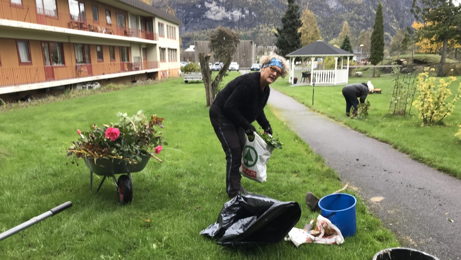 Åse og Anne gir seg ikkje så lett! Åse og Anne gir seg ikkje så lett!