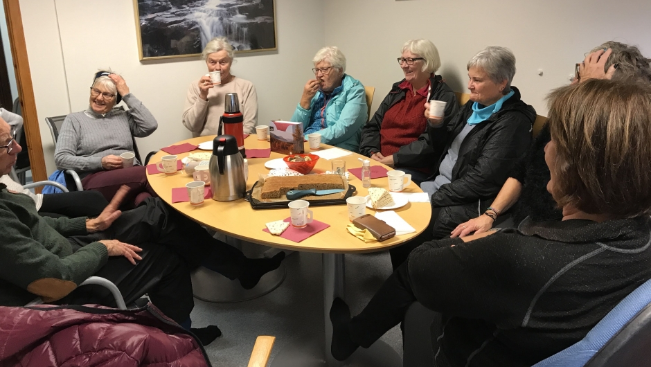 Litt kaffikos og prat må til! Litt kaffikos og prat må til!