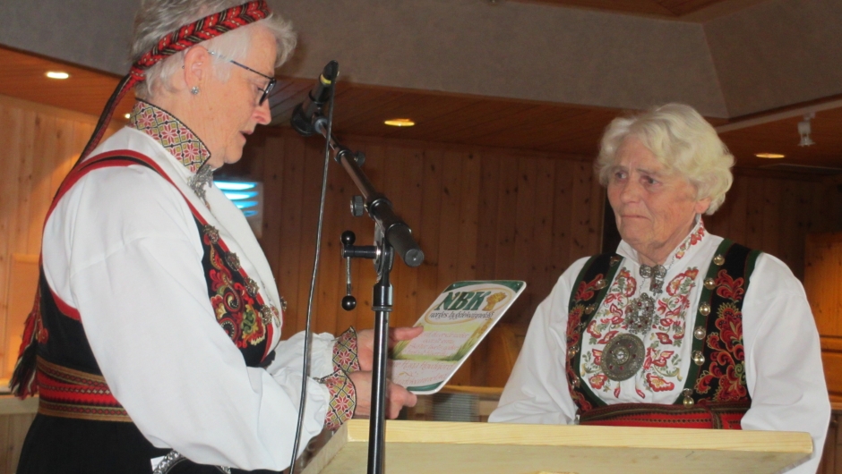 Anne motttar Hustavla