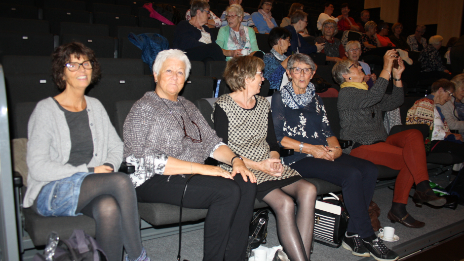 Kathrine Berrefjord. Elin Korneliussen. Toril Lyngvær, Ingrid Træet og LilliAnn Drønen