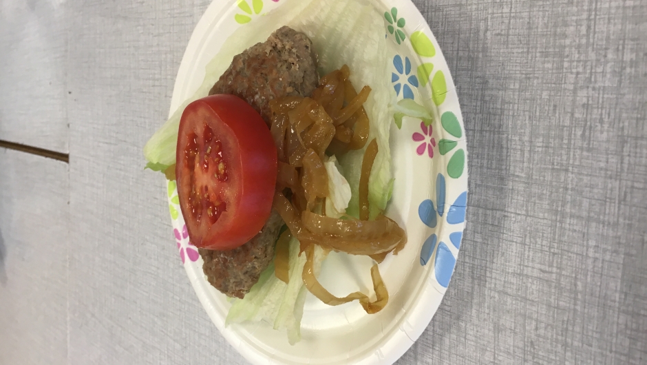 Varme karbonadesmørbrød til årsmøtet