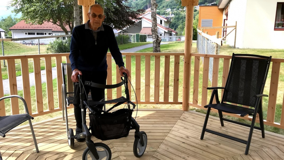 Olav måtte prøve rampen, og det gjekk fint å kome seg inn. Olav måtte prøve rampen, og det gjekk fint å kome seg inn.