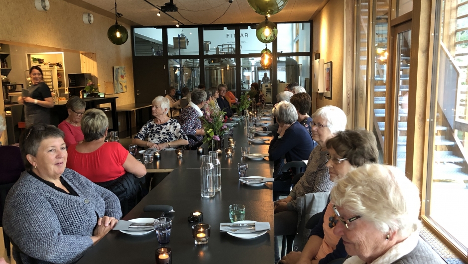 Koste oss med Pizza og litt drikke til