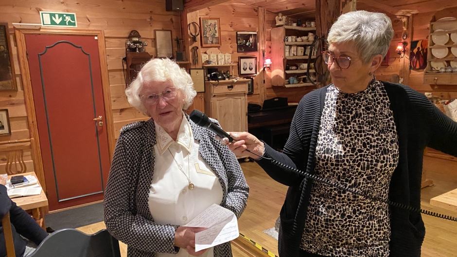 Solveig Hamre Fitjar Snakka varmt om Fitjar bunaden.