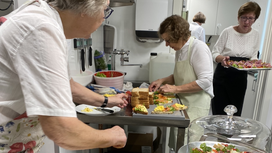 Driftige damer Driftige damer