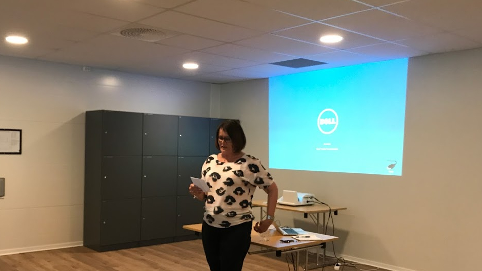 Bjørg Kleppe las dikt av Inger Hagerup. Bjørg Kleppe las dikt av Inger Hagerup.