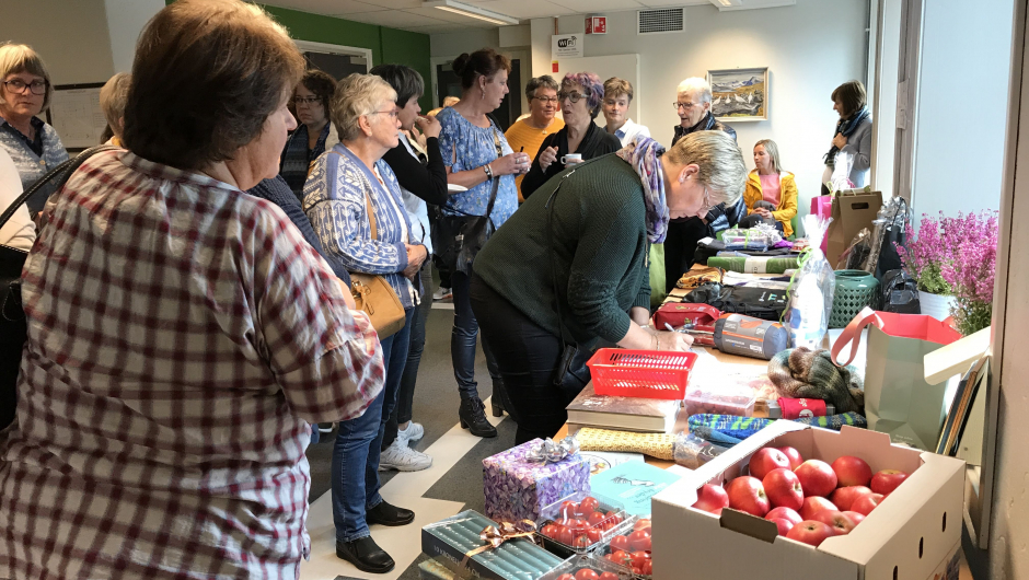 Viktig med loddsal,- mange flotte gevinstar ! Viktig med loddsal,- mange flotte gevinstar !