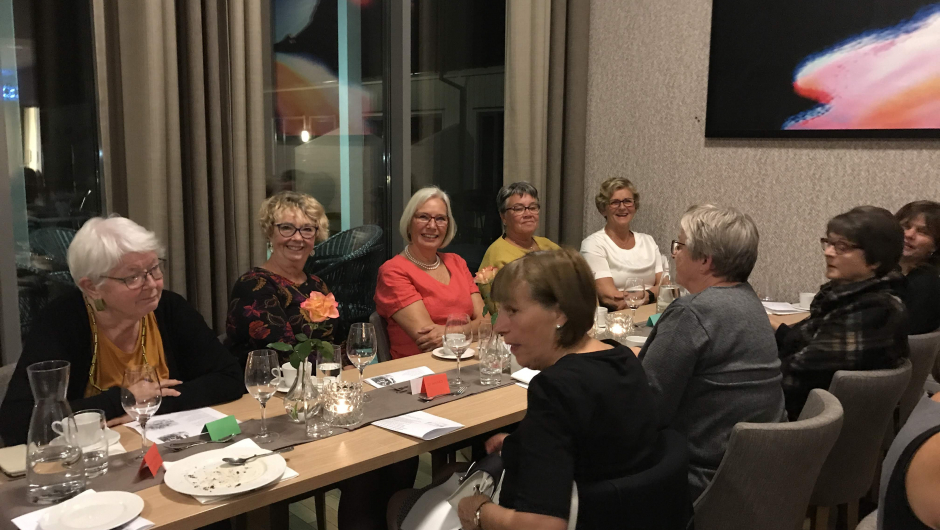 Flotte damer ! Flotte damer !