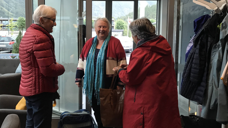 Tid for heimreise,- Valldal bygdekvinnelag fekk lovord om eit svært godt arrangement. - Særleg styret og aktivitetsgruppa gjorde kjempeinnsats! Tid for heimreise,- Valldal bygdekvinnelag fekk lovord om eit svært godt arrangement.- Særleg styret og aktivitetsgruppa gjorde kjempeinnsats!