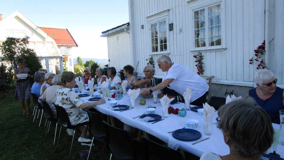 Vera takker for innsatsen ved 90-års jubiléet