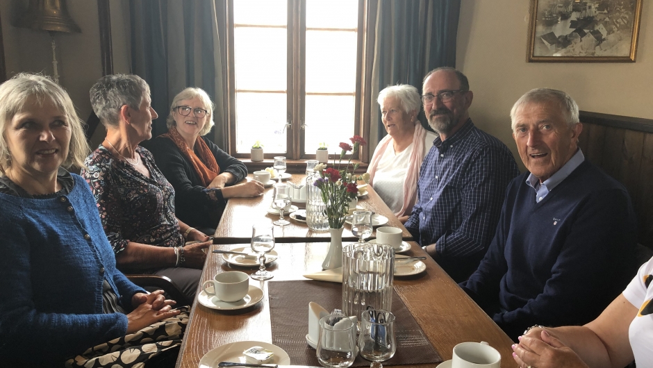 Deilig fiskesuppe med godt brød til, fekk me servert på Landternen.