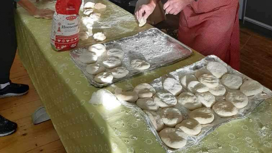 Lefseemne klar til baking. Lefseemne klar til baking.