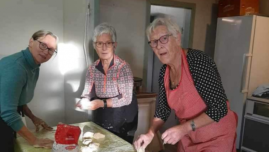Full konsentrasjon på Elisabeth og gjengen. Full konsentrasjon på Elisabeth og gjengen.