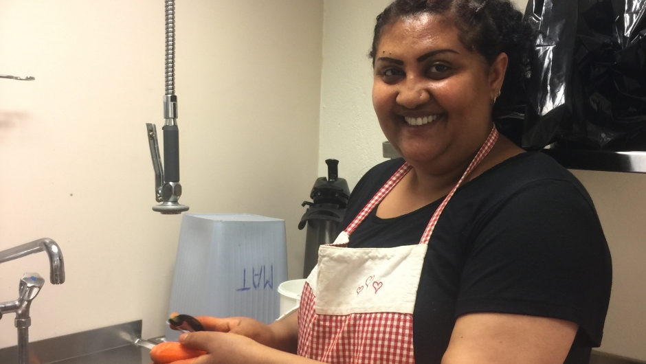 Det skrelles 25 kg gulrot Det skrelles 25 kg gulrot