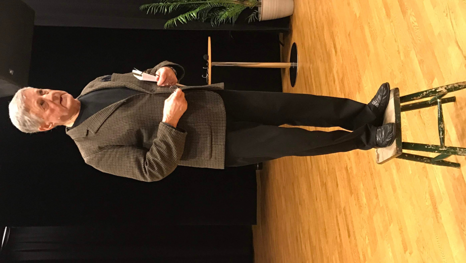 Her er Harald på krakken! - men bildet blir vist liggande! Her er Harald på krakken! - men bildet blir vist liggande!