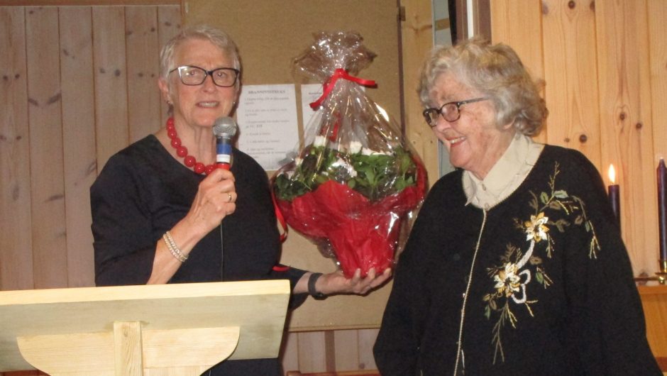 Blomedryss til Inger