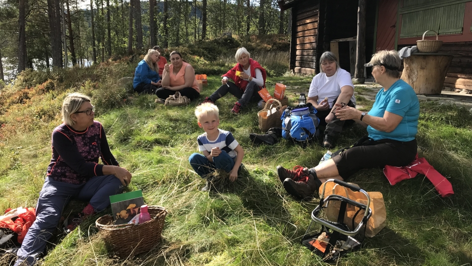 Godt med kaffe og noe å bite i Godt med kaffe og noe å bite i