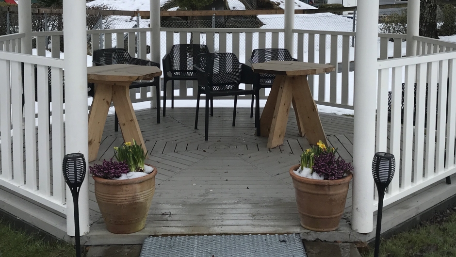 Har kjøpt 3 solcellelampar som skal lyse opp i hagen. Har kjøpt 3 solcellelampar som skal lyse opp i hagen.