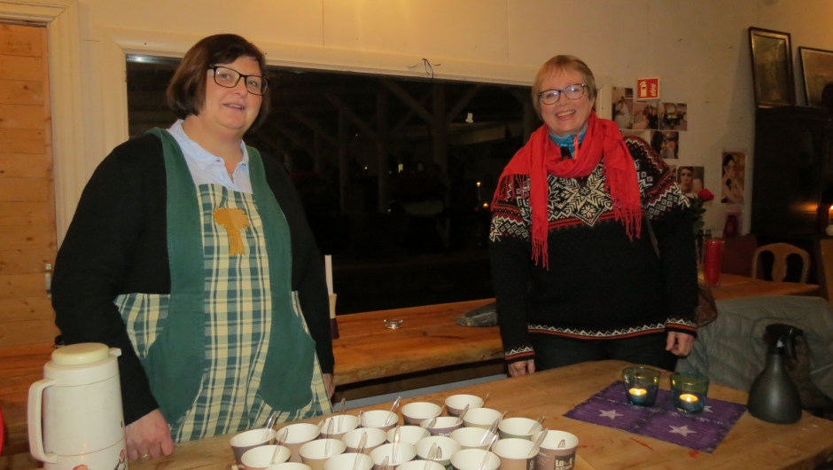 To gode naboer - May Synnøve Næs Engen og Laila Mjelde To gode naboer - May Synnøve Næs Engen og Laila Mjelde