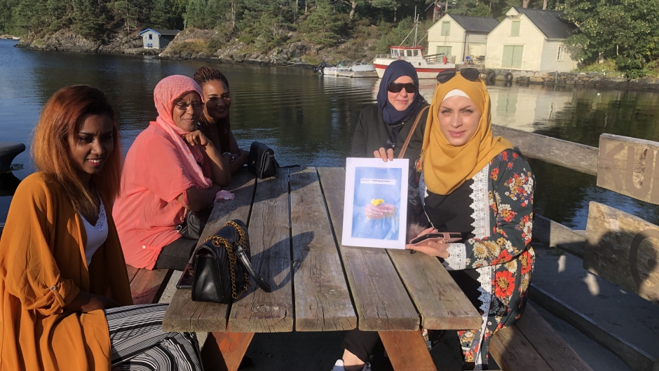 Minoritetskvinnene to fra Syria tre frå Eritrea .