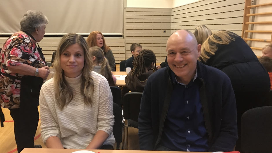 En celeber gjest - vår nye rådmann, sammen med Lena G. Bråttvik En celeber gjest - vår nye rådmann, sammen med Lena G. Bråttvik