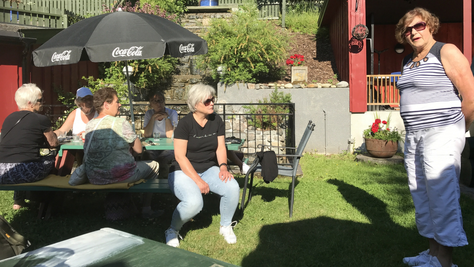 Solveig ynskte velkomen og god sommar! Solveig ynskte velkomen og god sommar!