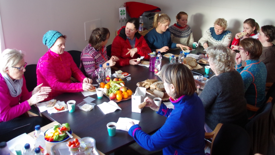 Felles lunch på bygdarommet. Felles lunch på bygdarommet.