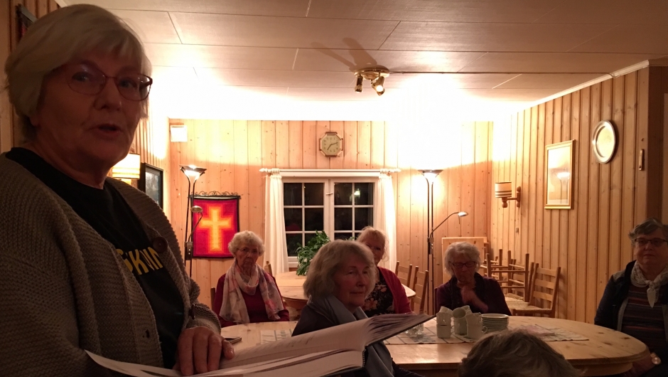 Irene informerer om de siste sakene fra styret i ØHBK og årsmøtet i ØBK