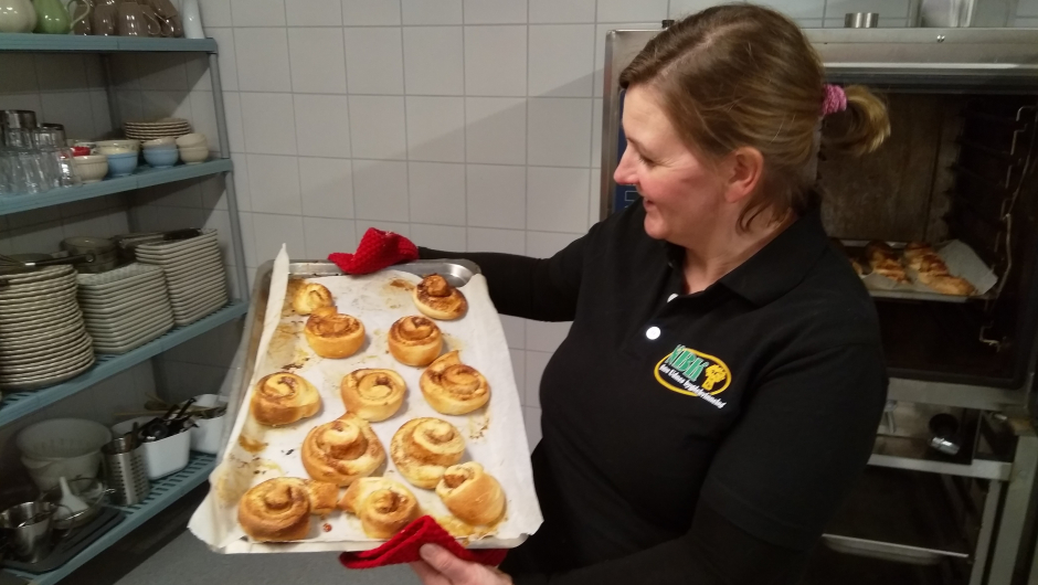 Kanelsnurrer med surdeig Kanelsnurrer med surdeig