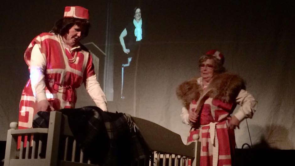 Gardinene fra 70 tallet i hærlig gjenbruk. Gardinene fra 70 tallet i hærlig gjenbruk.