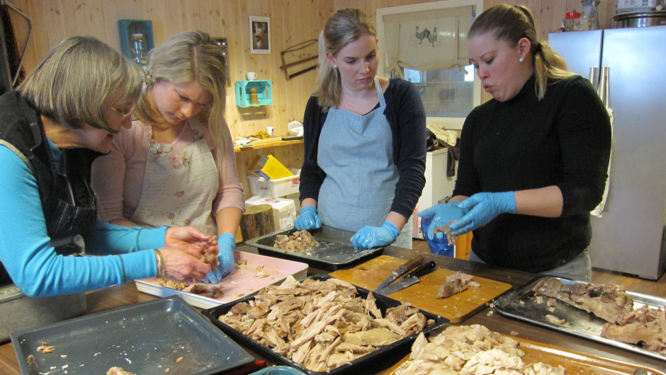 Kjøtt og flesk sorteres Kjøtt og flesk sorteres