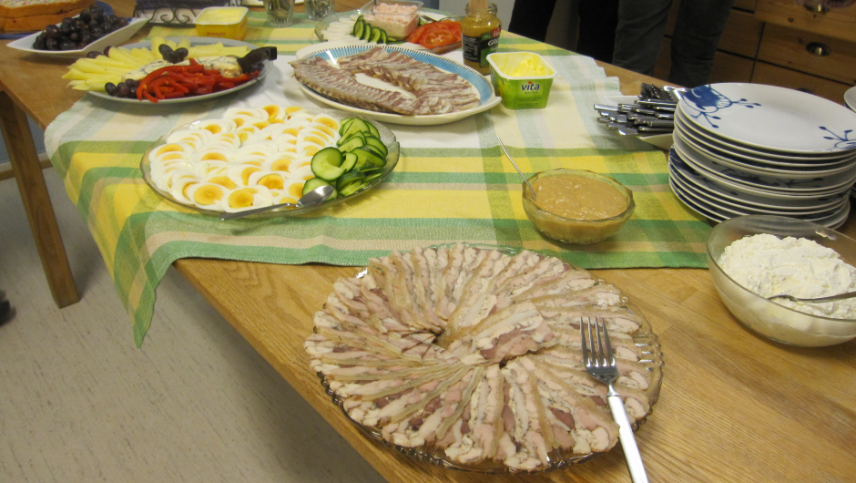 Kveldsmaten er servert Kveldsmaten er servert