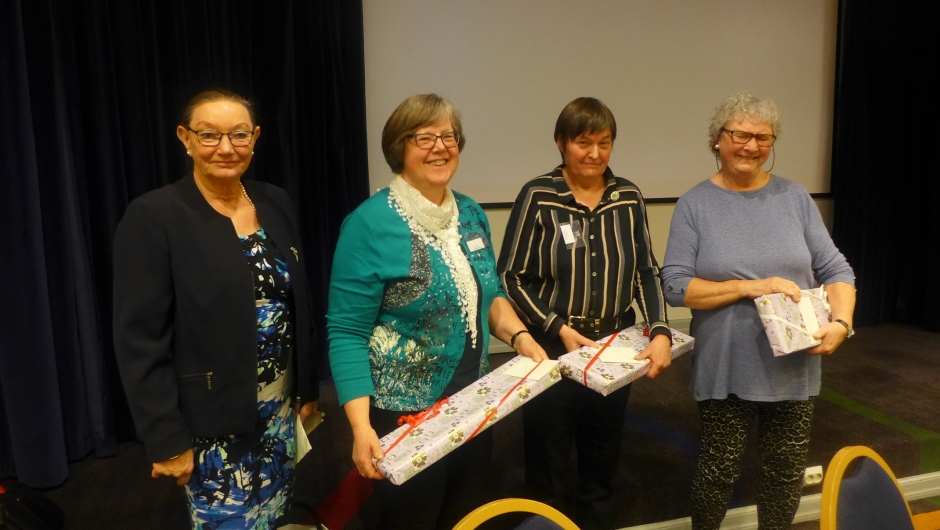 Gåver til avtroppande gjeng. Trist å slutte...