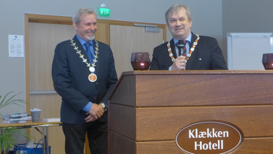 Ordførar Per Berger i Hole og ordførar Kjell B. Hansen i Ringerike ønsker velkommen.